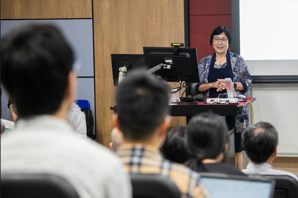 hk_c_1711435620517005963.png hk_c_image.png